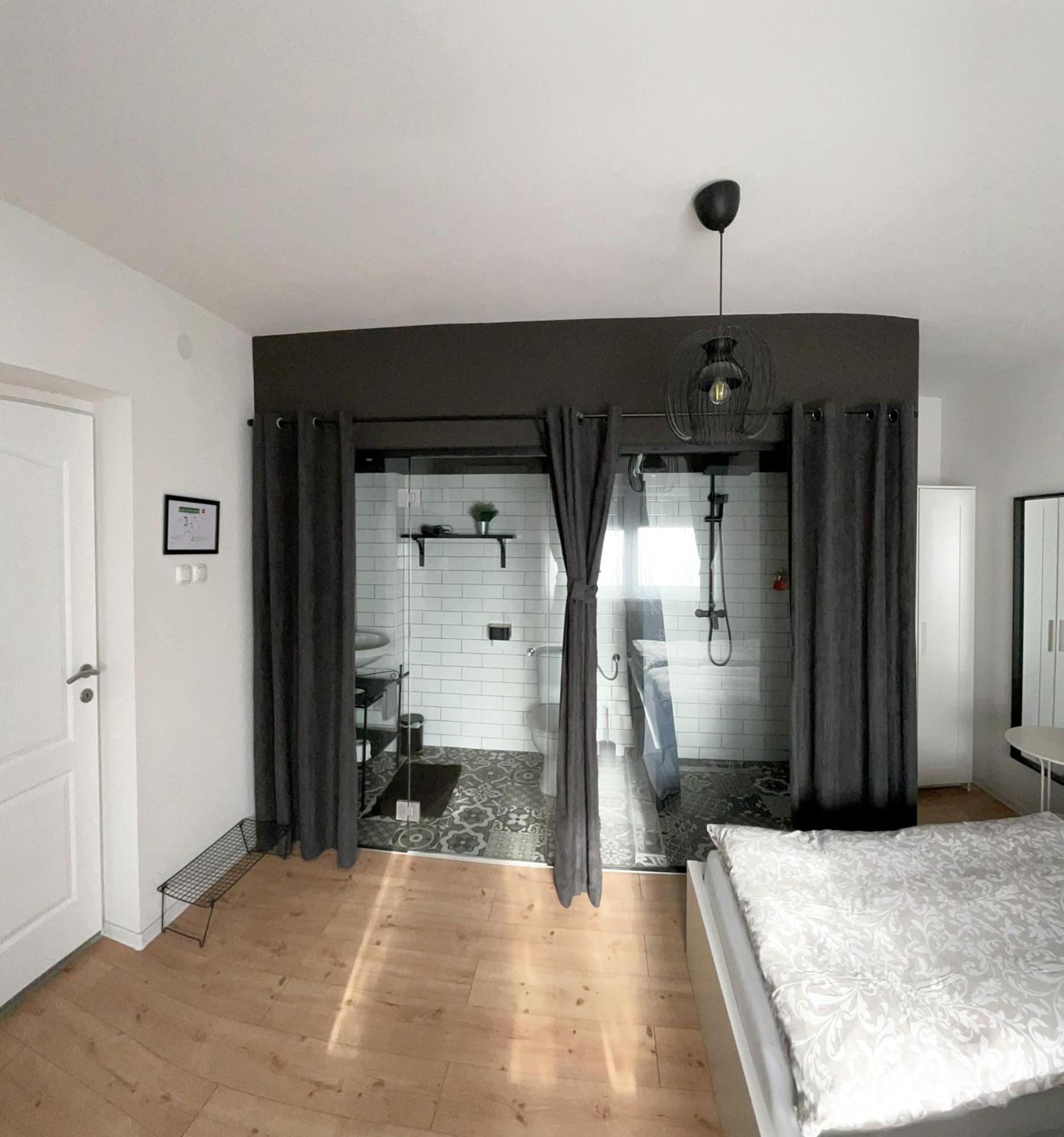 4 Stars Rooms Near Airport Scitarjevo ภายนอก รูปภาพ